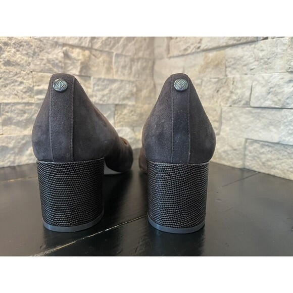 Elegant Gray Suede Women's Pumps - Picture 3 of 9